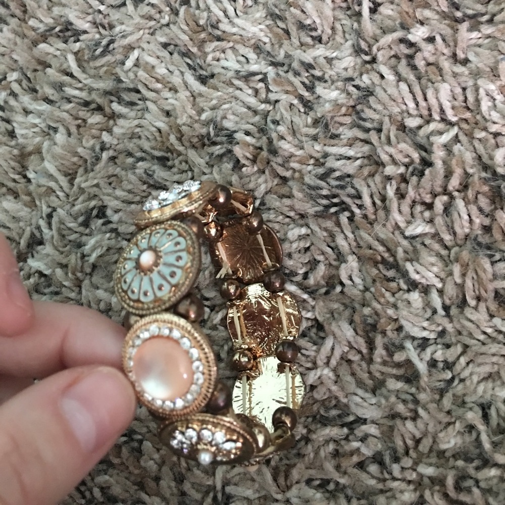 Brand new bracelet with different patterns